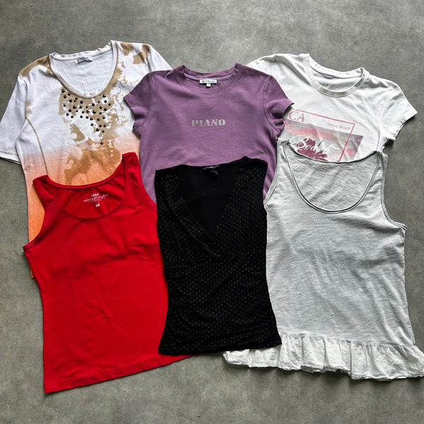 Női Rövid ujjú/Ujjatlan Felső - 25 KG