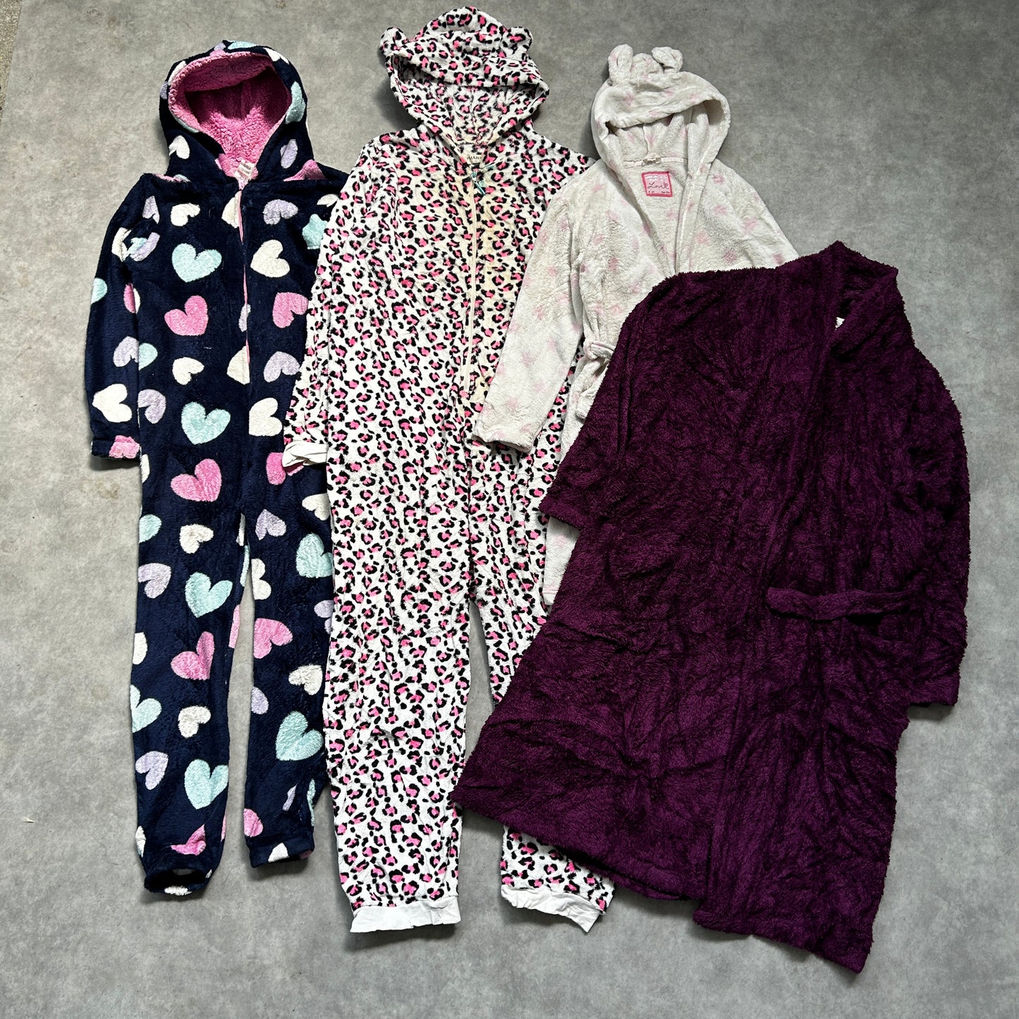 Vegyes Polár Köntös/Kezeslábas - 20 KG